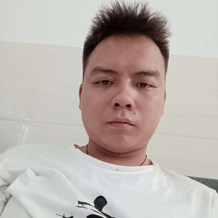 未来踢安静的照片