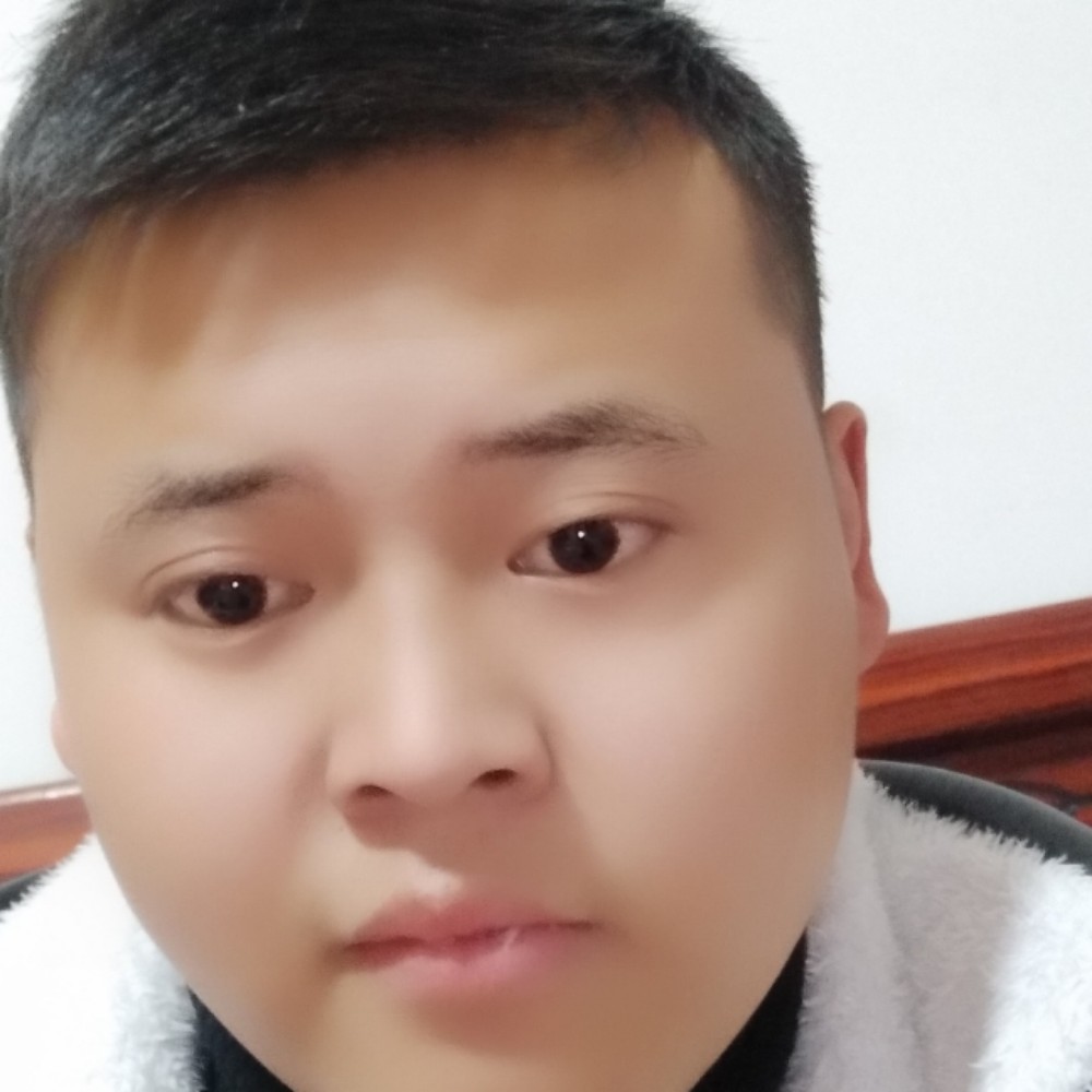 虚心青衫的照片