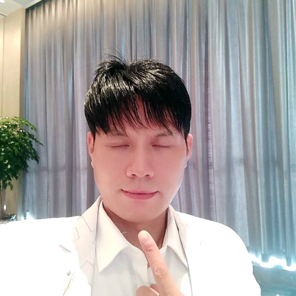 陈格清青的照片