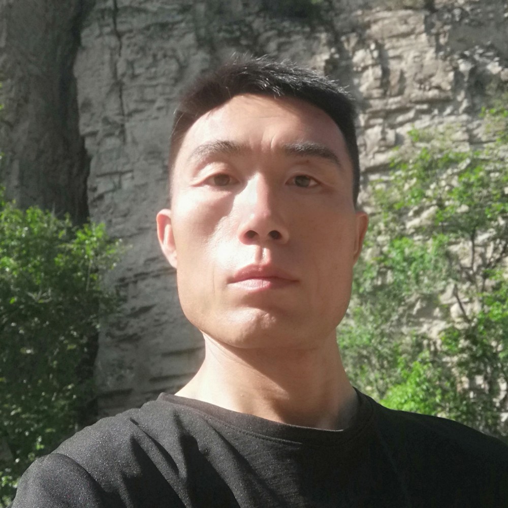 想人陪挽手豆芽的照片