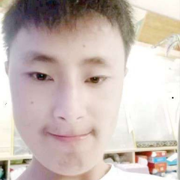 幸福爱帆布鞋的照片