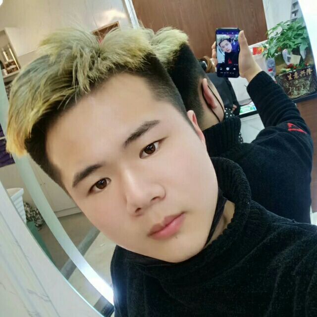 程新波的照片