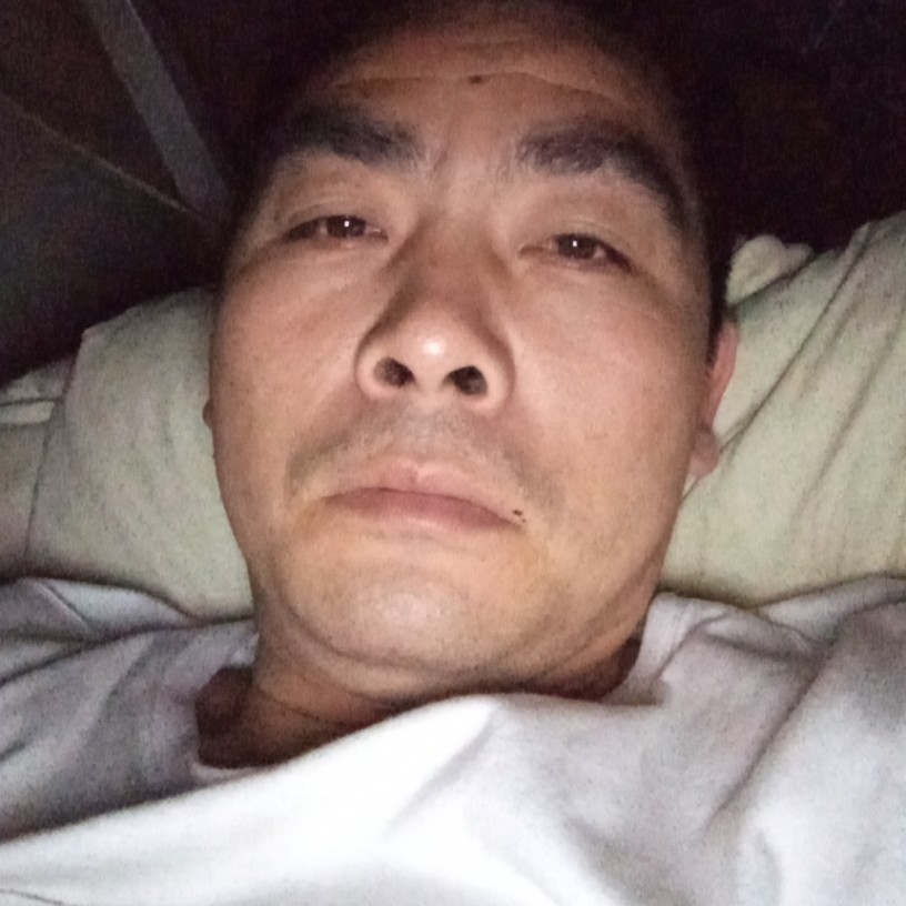 坚强迎书本的照片