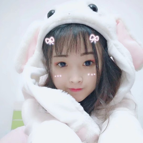 张萌萌的照片