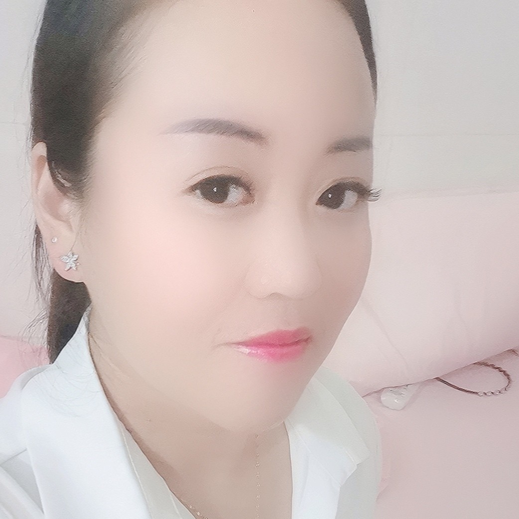 半心人$的照片