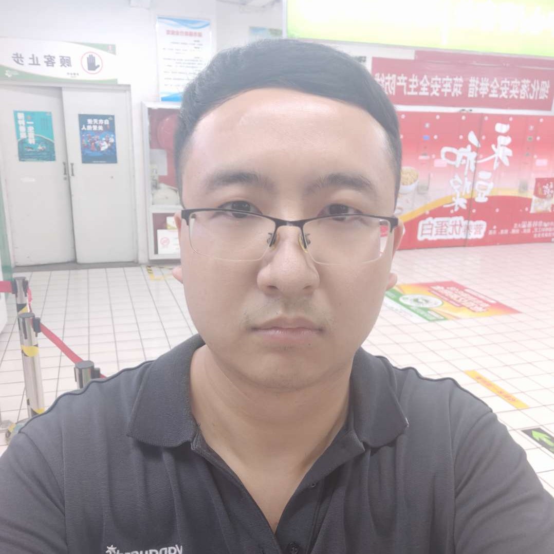 八九年单身哥哥的照片