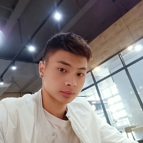 乐观倾心余音的照片