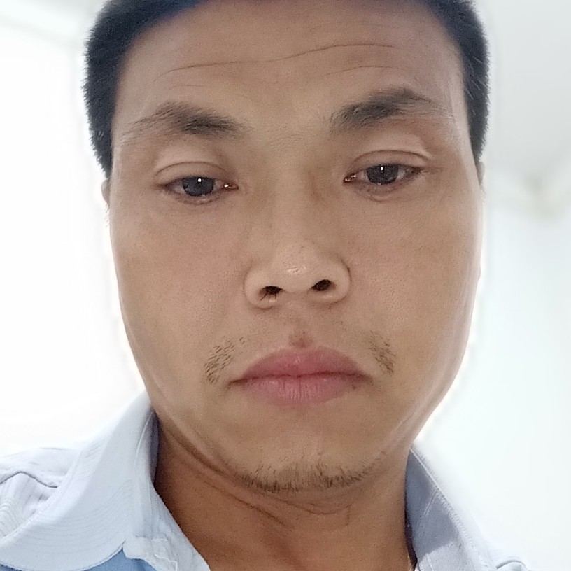 奋斗就绿草的照片