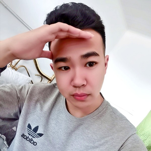 韶华炙热的照片