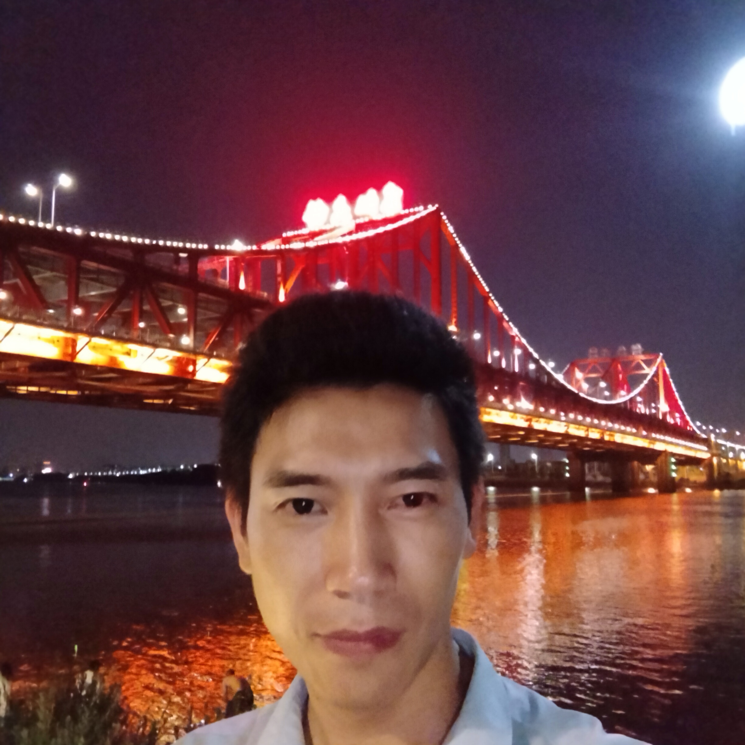 笨笨的羽毛的照片