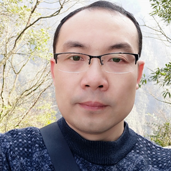 斜阳看落花的照片
