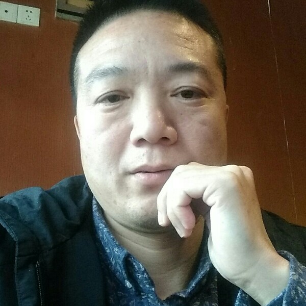 贺彬的照片