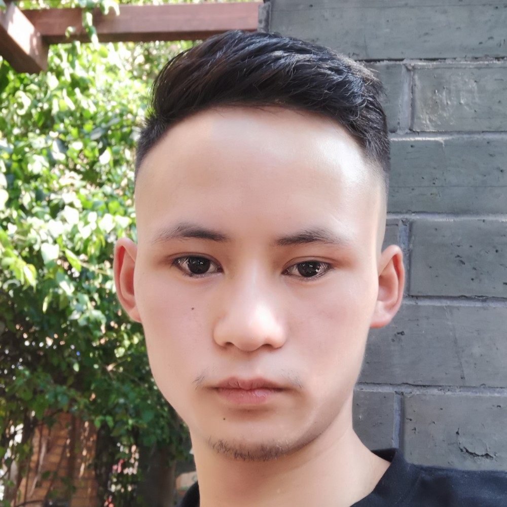 老师爱恋陶醉的照片