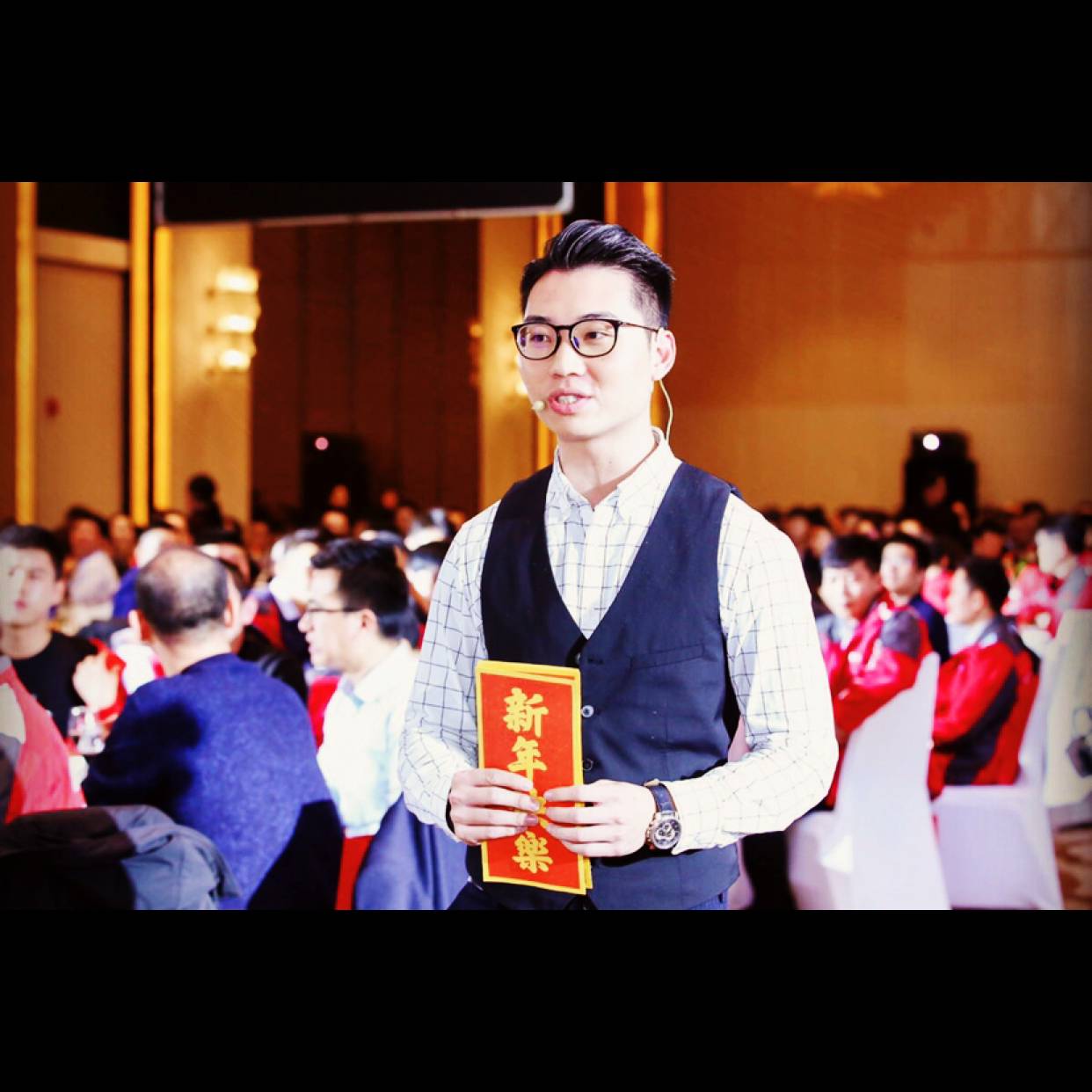 卓勋的照片