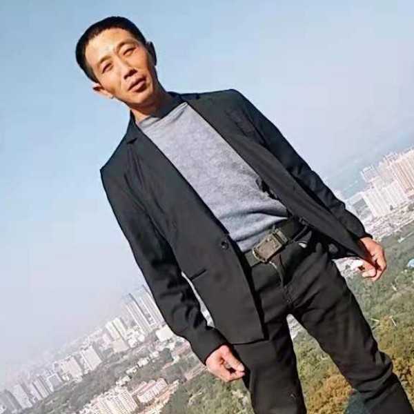 冬天里的阳光。的照片