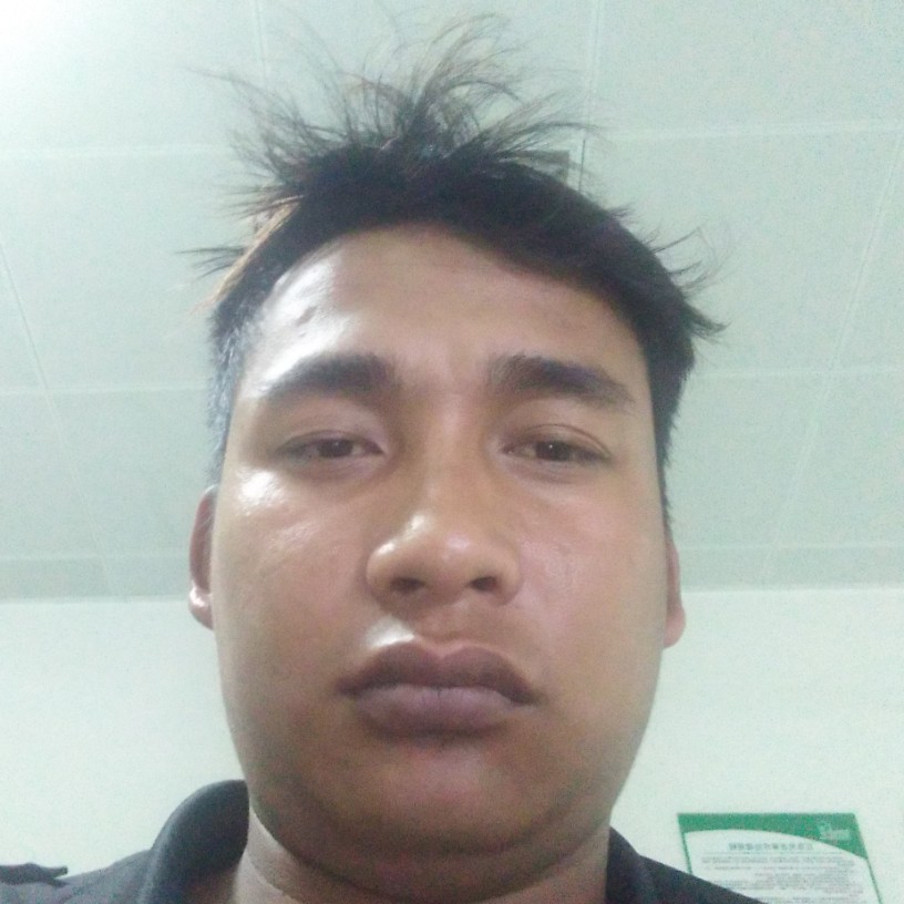 佤山小帅哥的照片