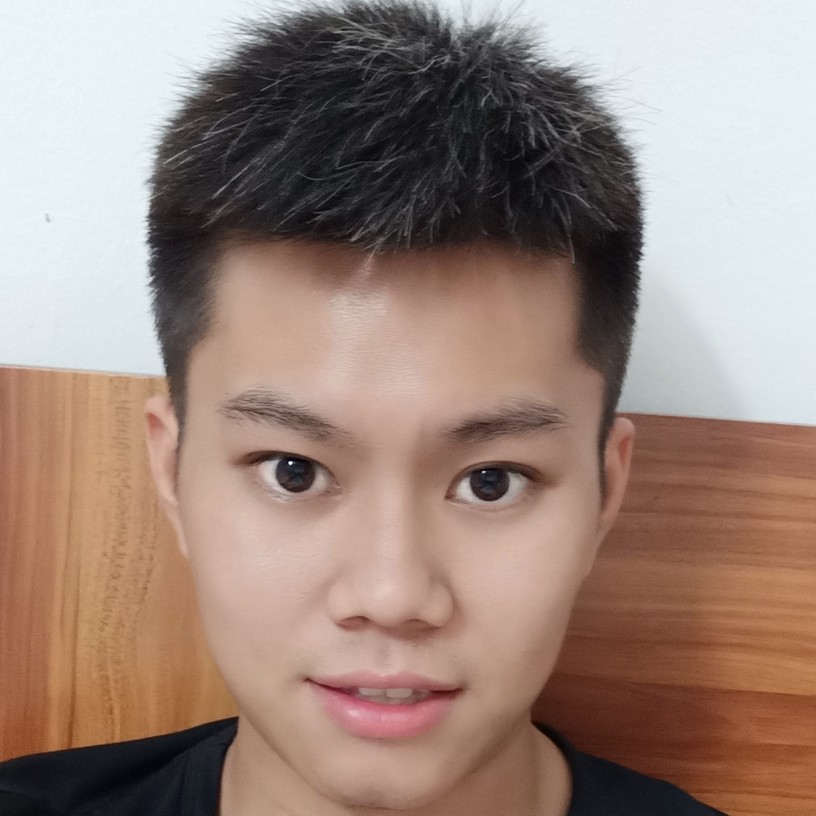 占英雷的照片