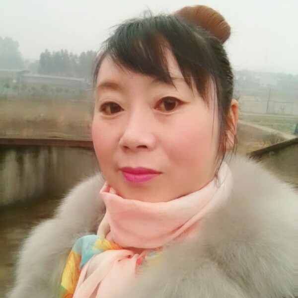 淡淡的优伤心很累的照片