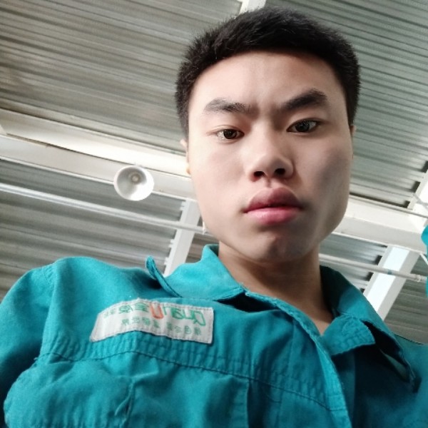 唇膏回眸怕孤单的照片