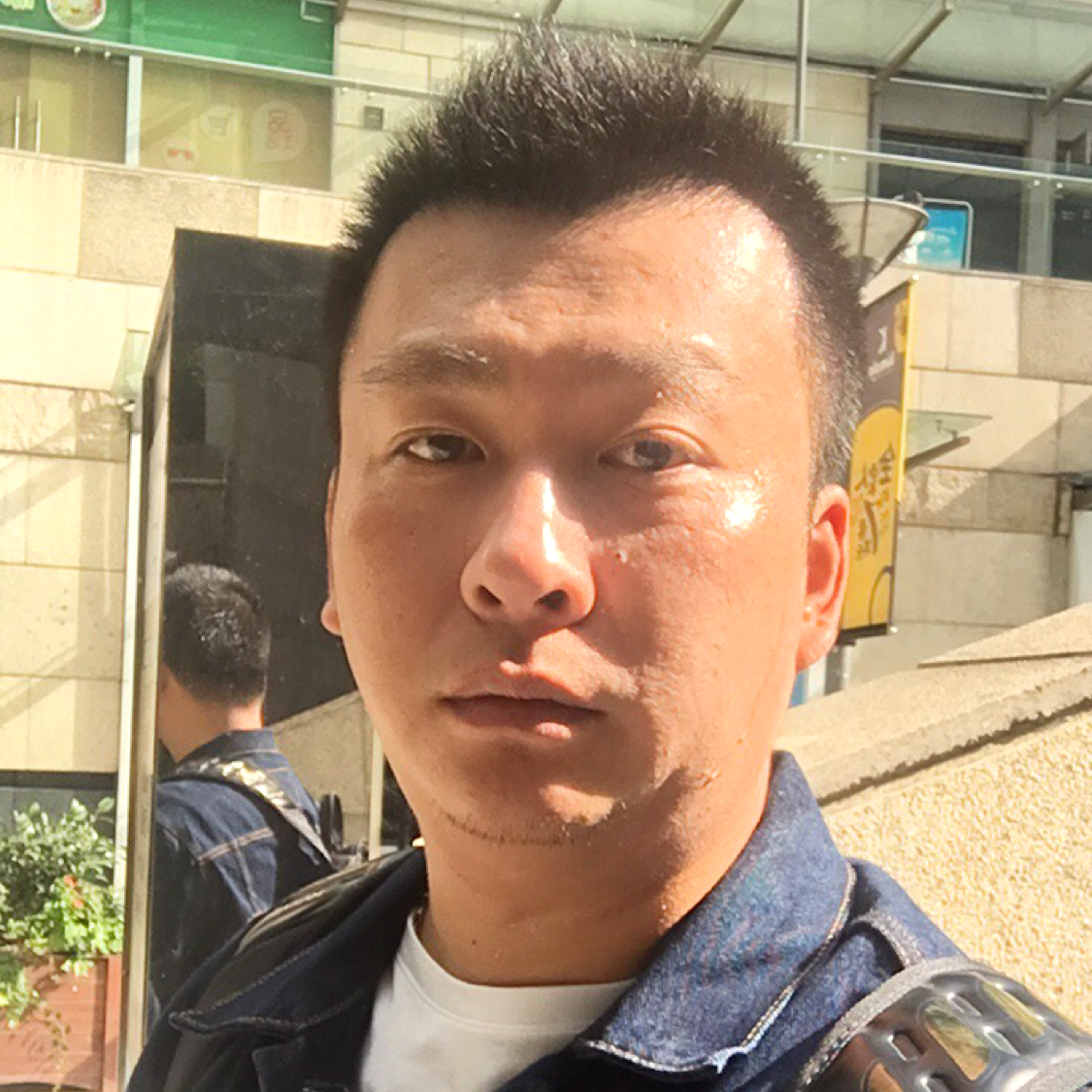 包容拾忆晨阳的照片