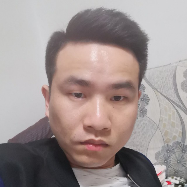 虚幻漫步短靴的照片