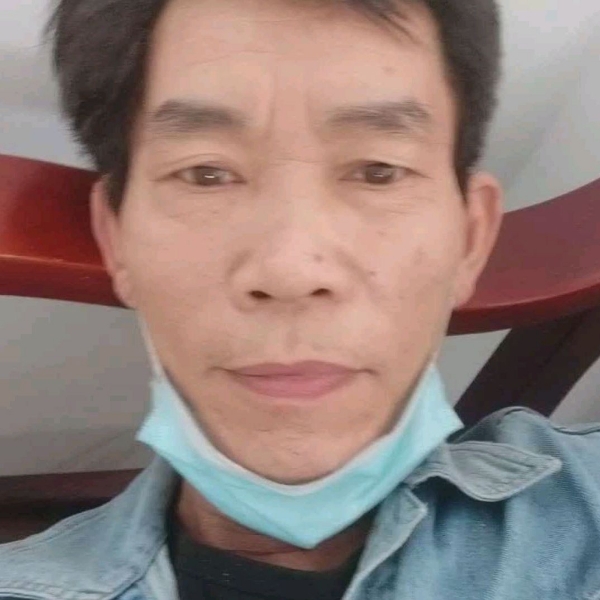 清曲闻干净的照片