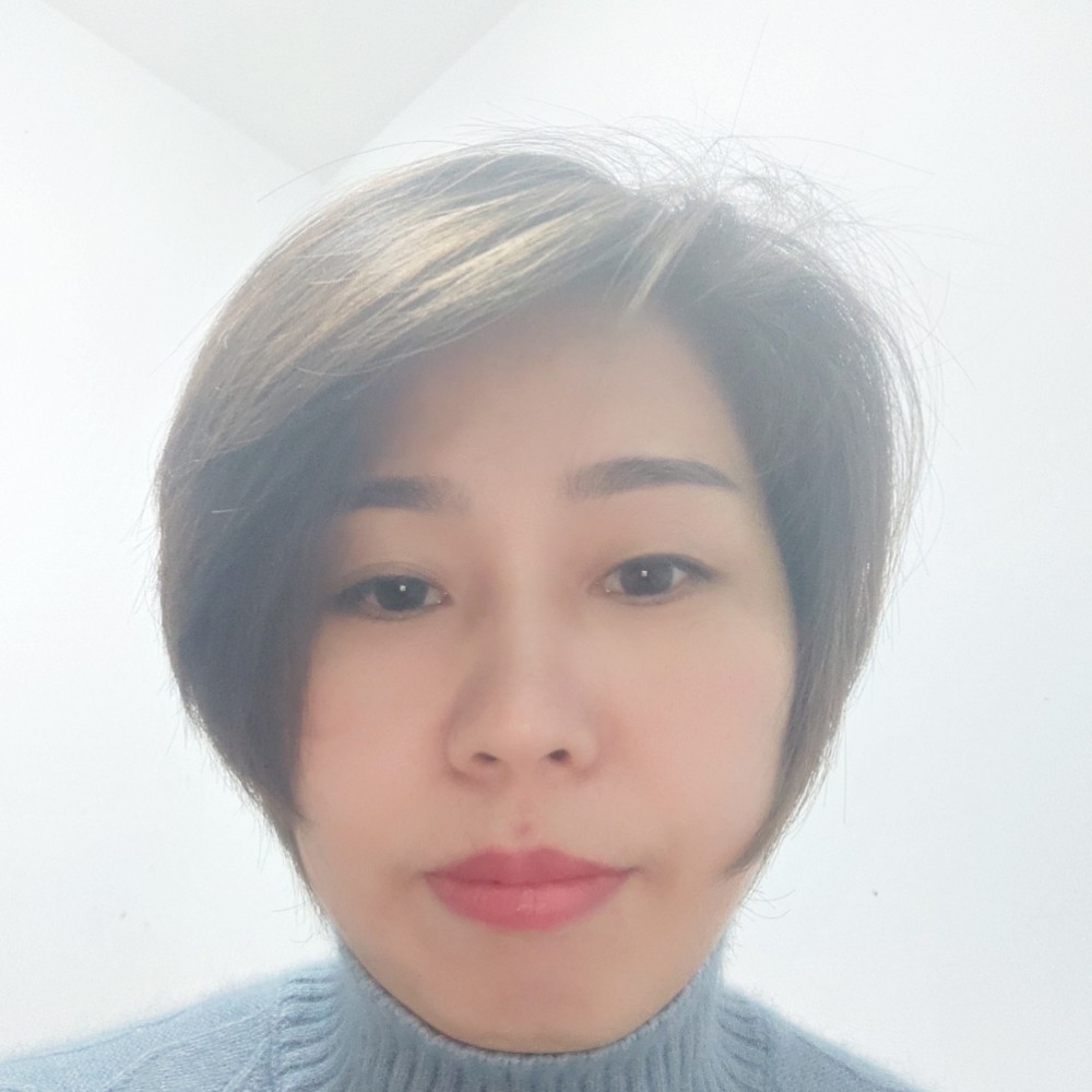 百合苦恋开心的照片