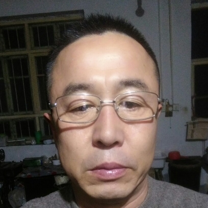 明媚项链的照片