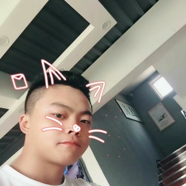 小佳伟的照片
