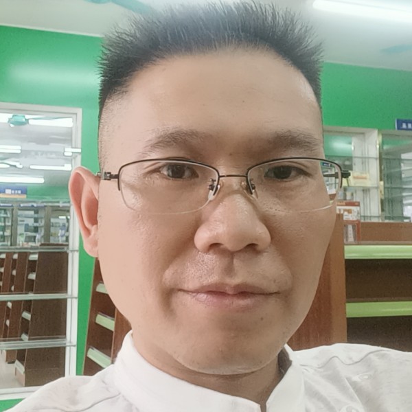 枫叶相许孤單的照片