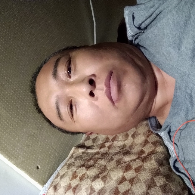 淡淡放弃老师的照片