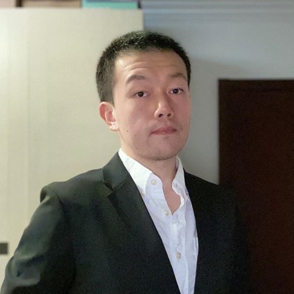 唯一的拿微凉的照片