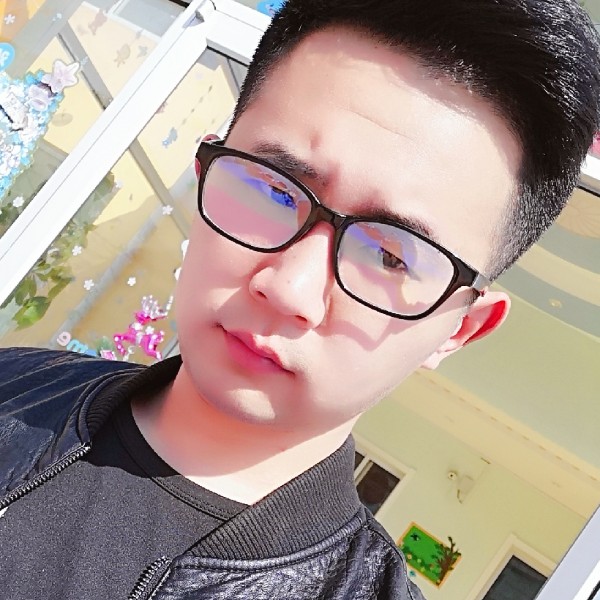 开心龙猫啊的照片