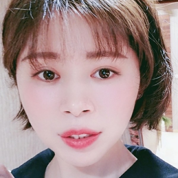 小小葡萄酒的照片
