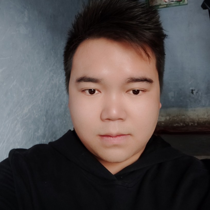 想人陪鱼的照片