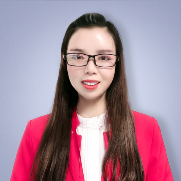 刘琳的照片
