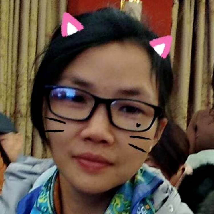 君耳的照片
