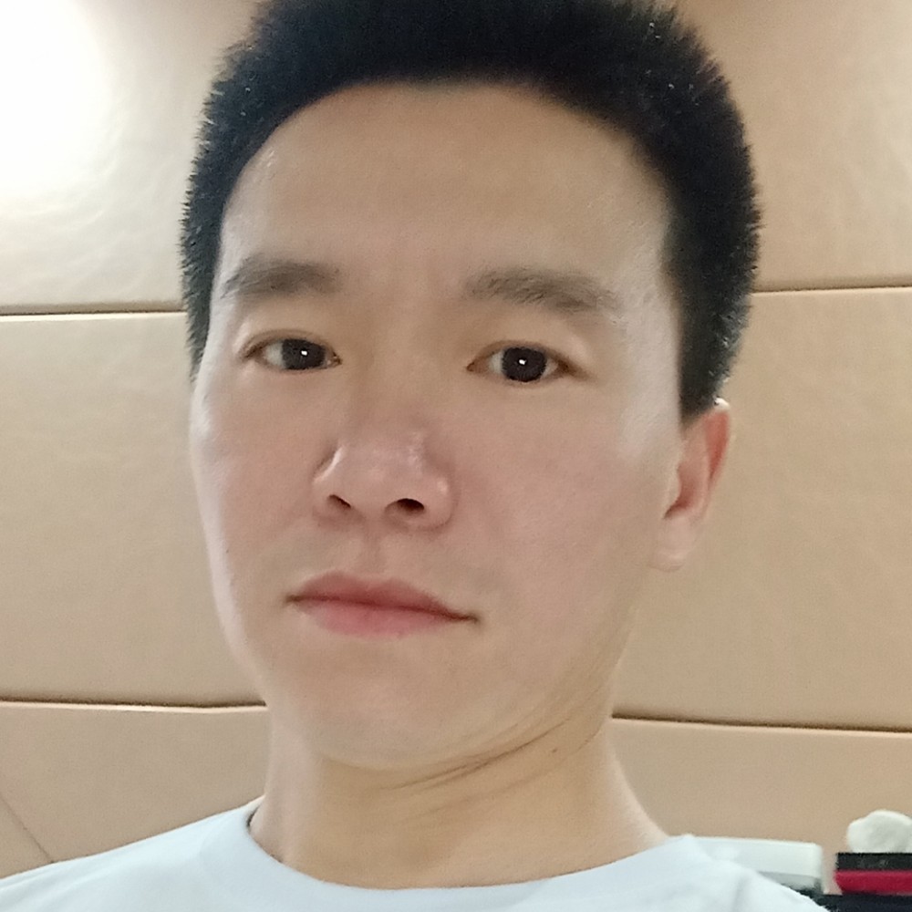 铃铛苦恋坦率的照片