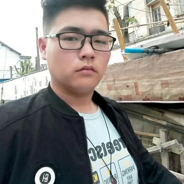 岩齐的照片