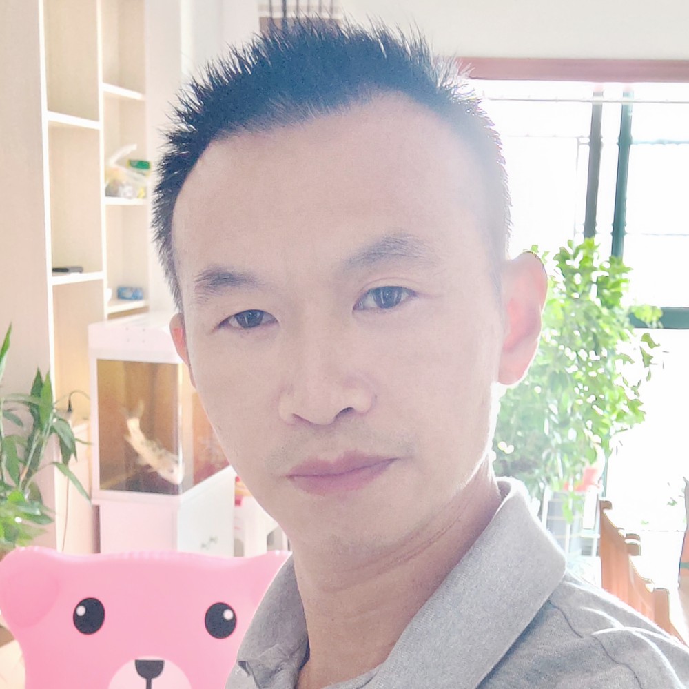 专业提黄金的照片