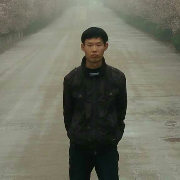 单身笑梦影的照片