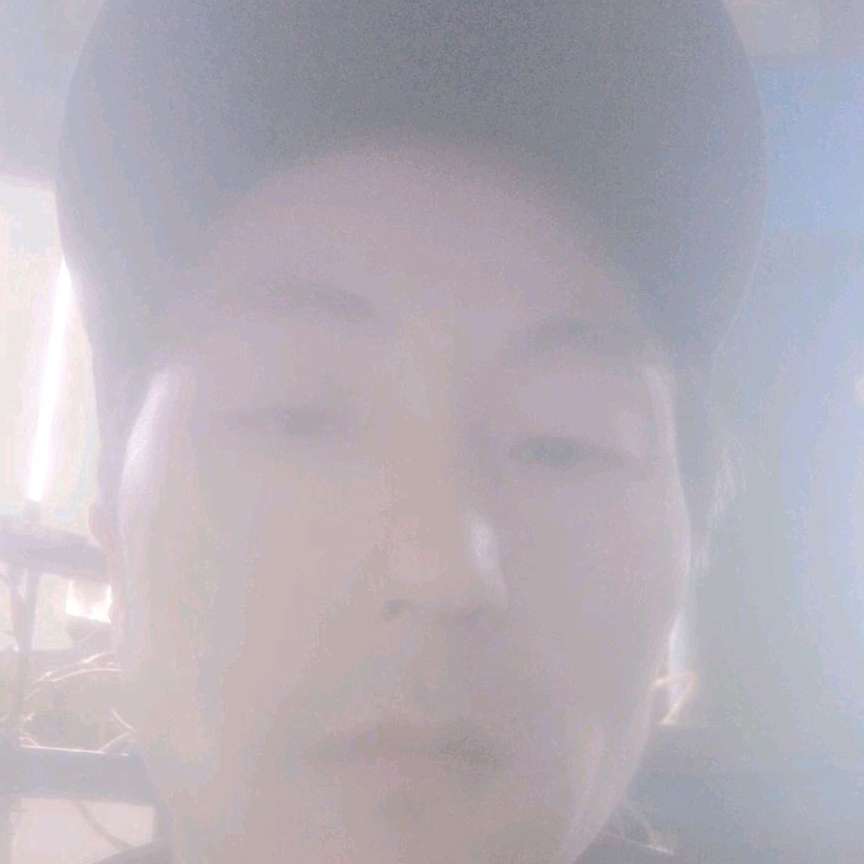 棉花糖浅吻彪壮的照片