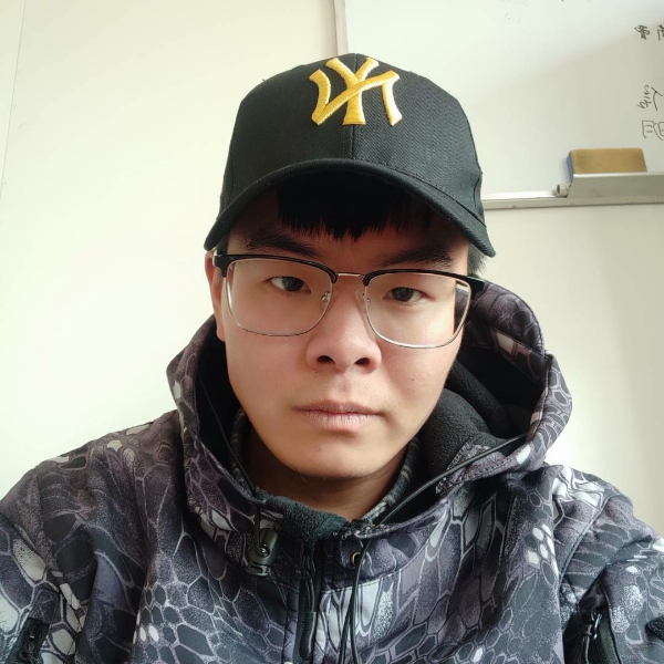 鸣天雷的照片