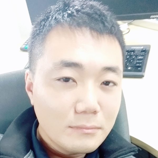 天灬下U的照片