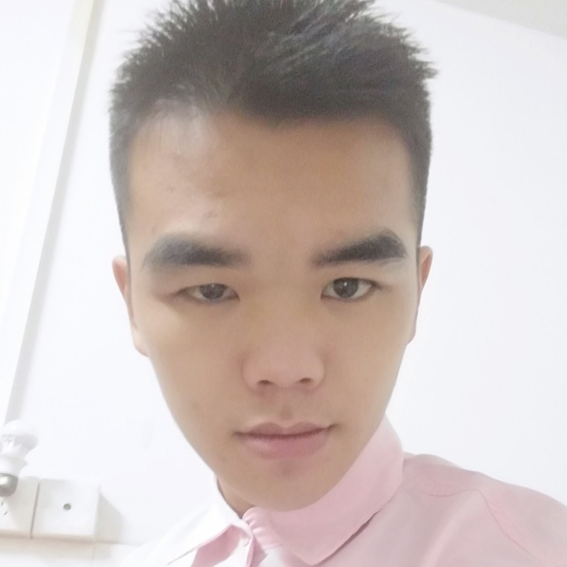 言由的照片