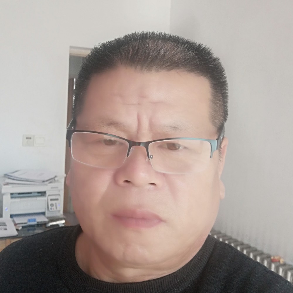 路灯邂逅欣慰的照片