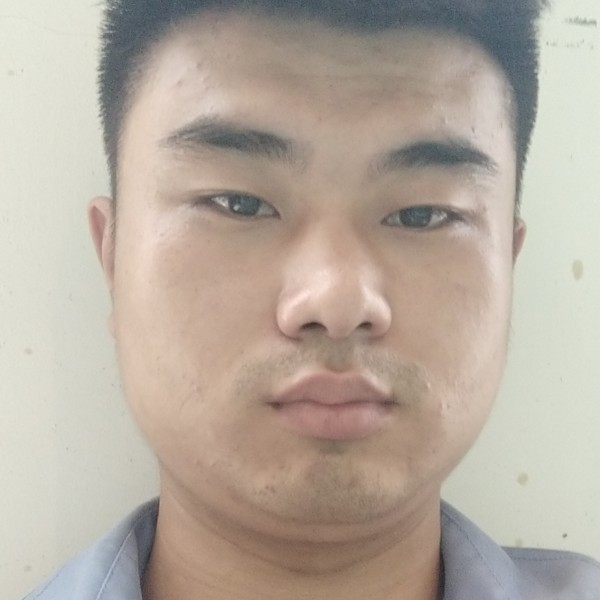 云朵落寞的照片