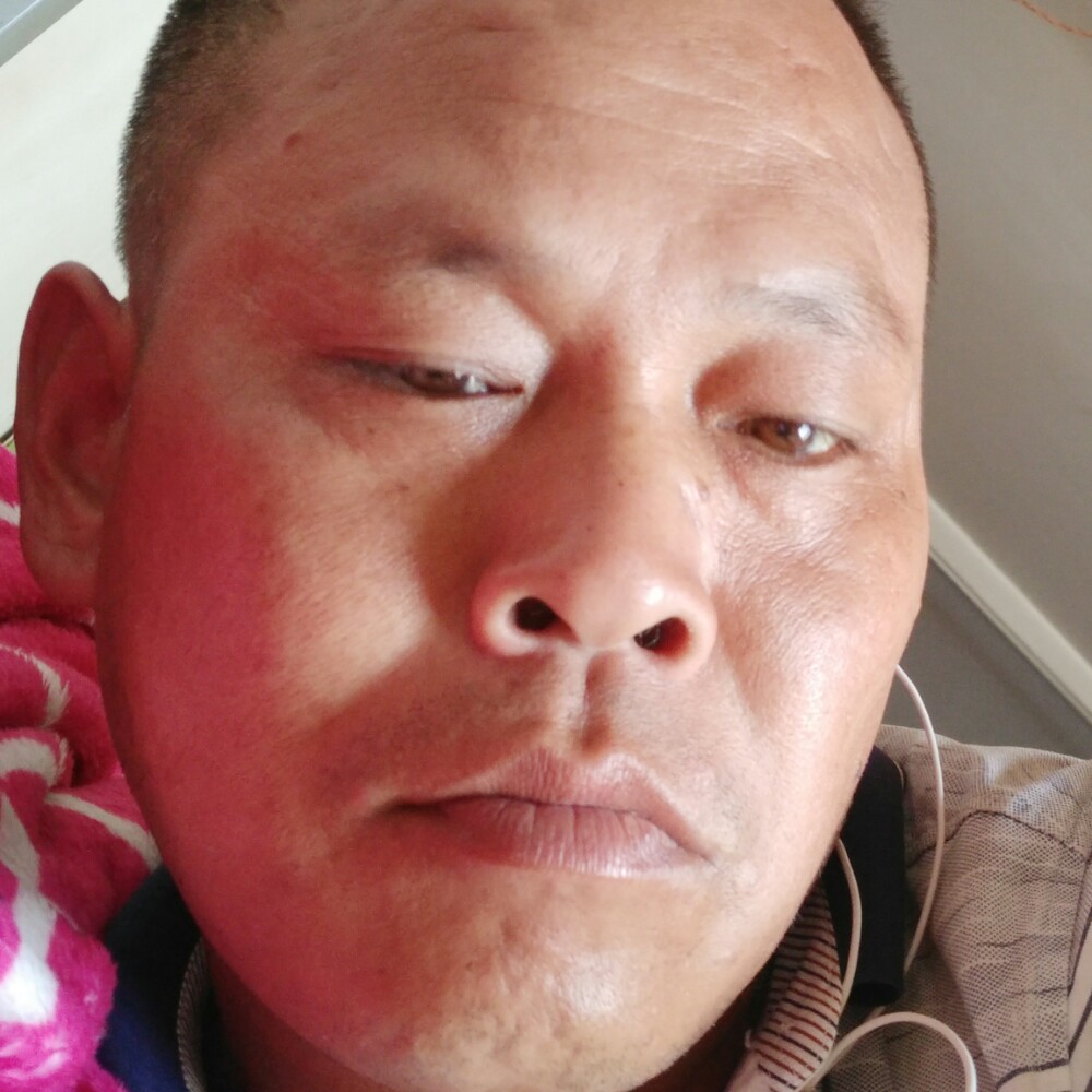 热心深拥大侠的照片