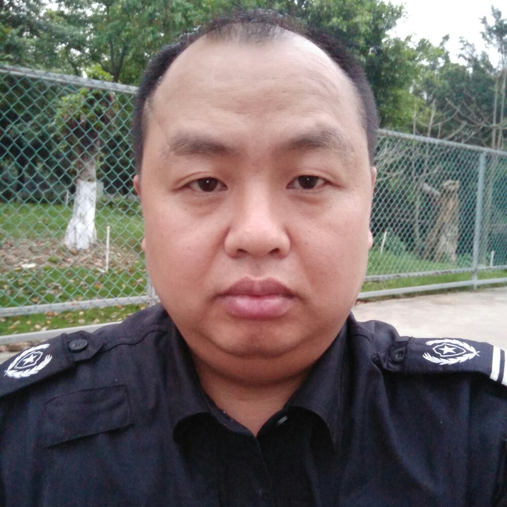 一个肥仔的照片