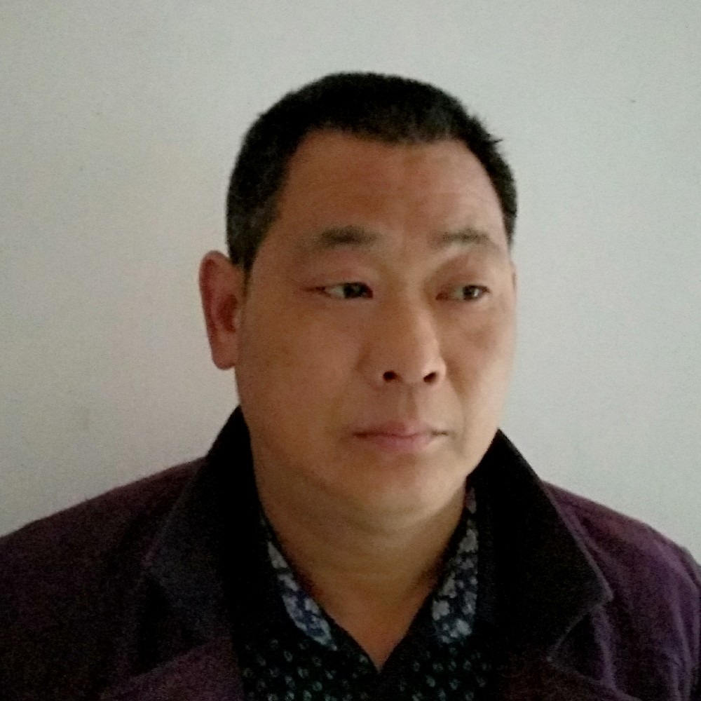 红玫瑰无奈的照片